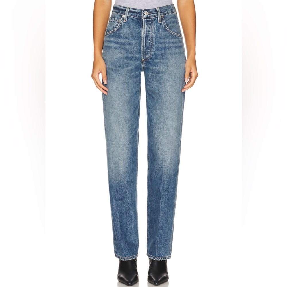 Citizens Of Humanity Baretta Relaxed Straight Jeans in Faded Blue